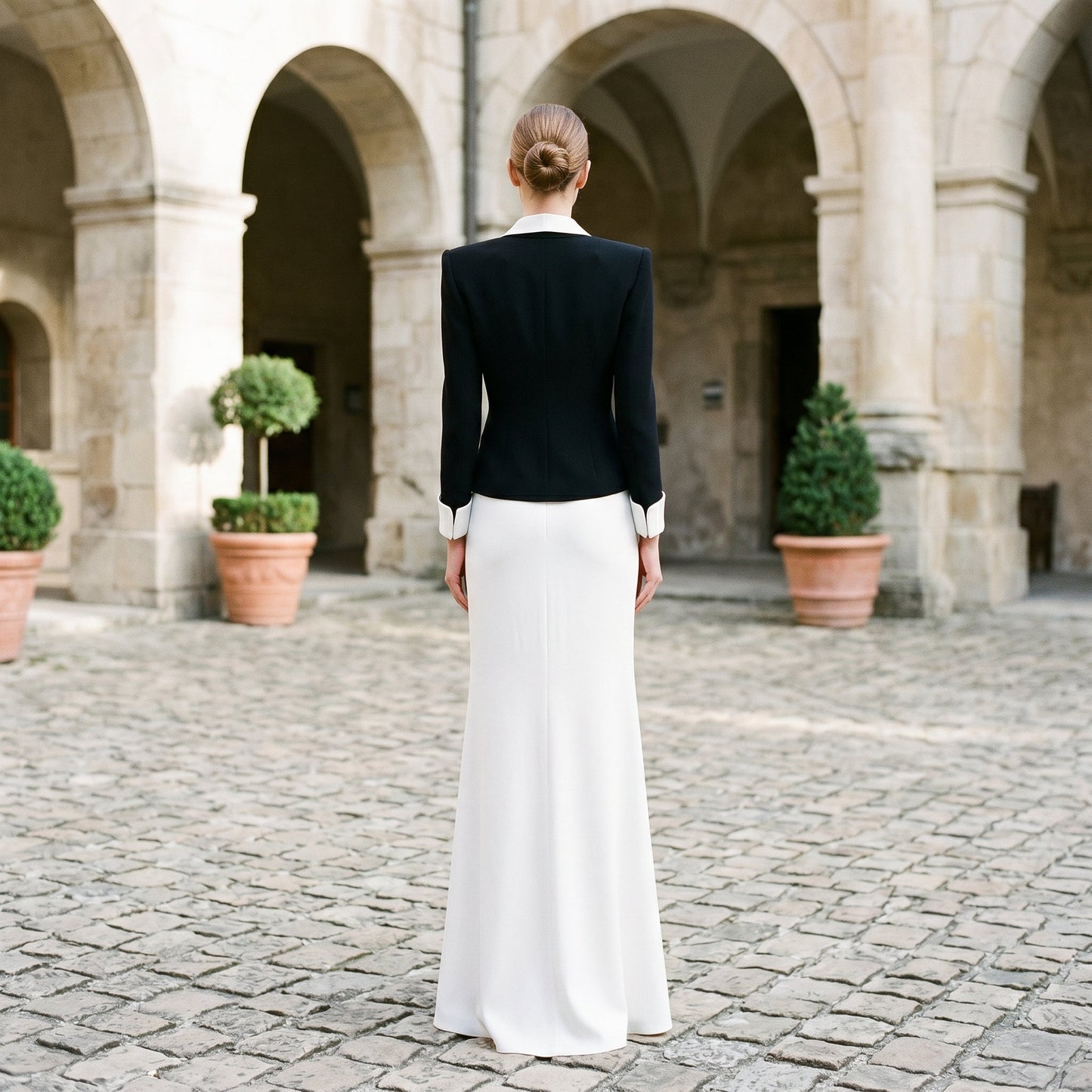 Elizabeth - Elegant Black Formal Women's Dress Suit