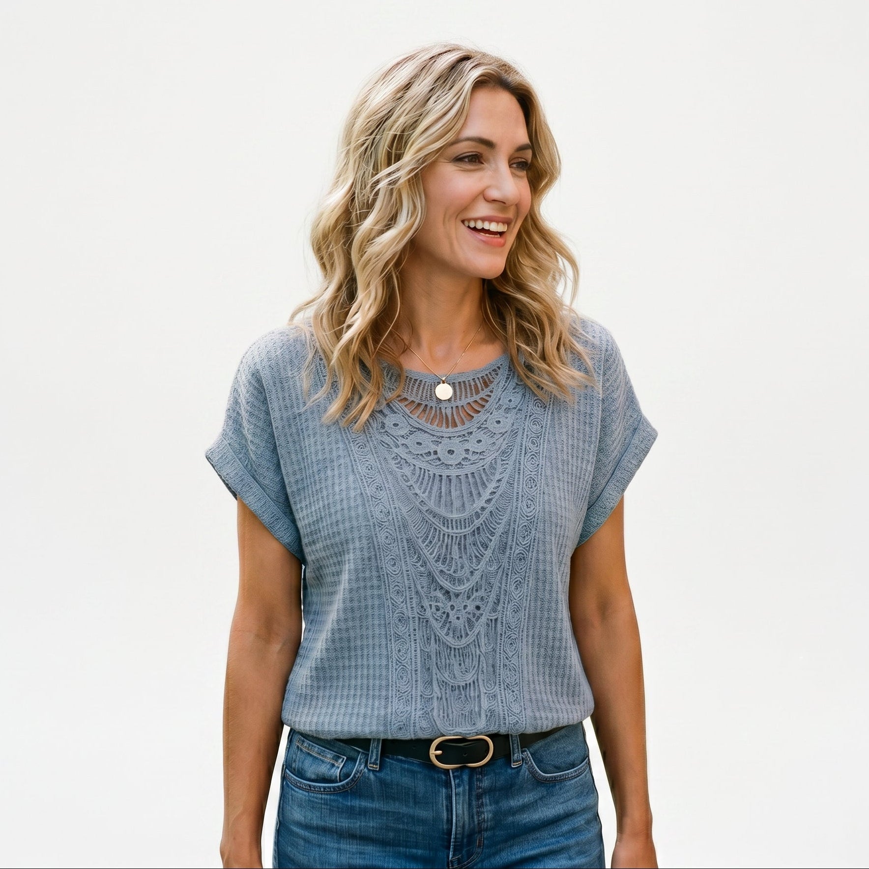 Ella - Elegant Relaxed Fit Women's Top with Lace Trim