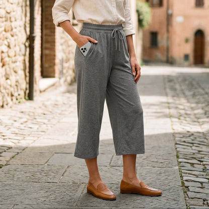 Emma - Comfortable Loose Capri Yoga Pants